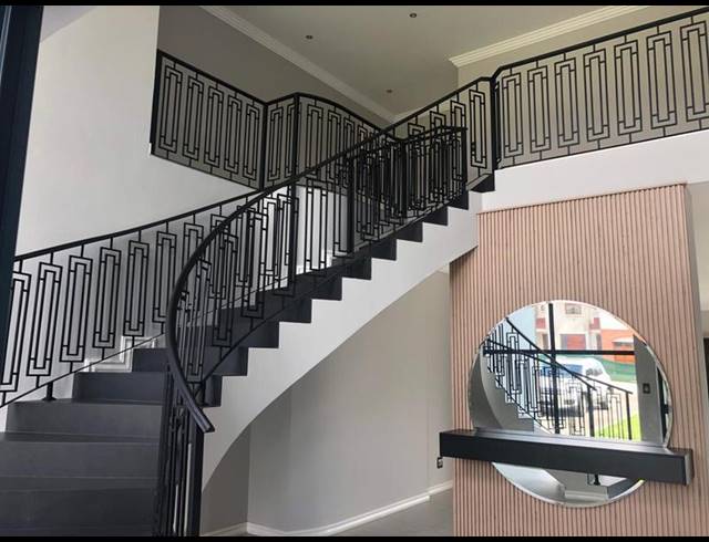 4 BEDROOM HOUSE FOR SALE IN WATERLAKE FARM LIFESTYLE ESTATE